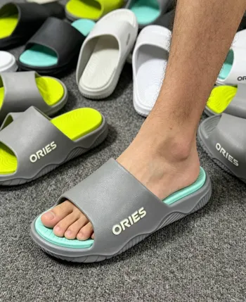Front view of men classic black EVA slide sandals with non-slip athletic sole